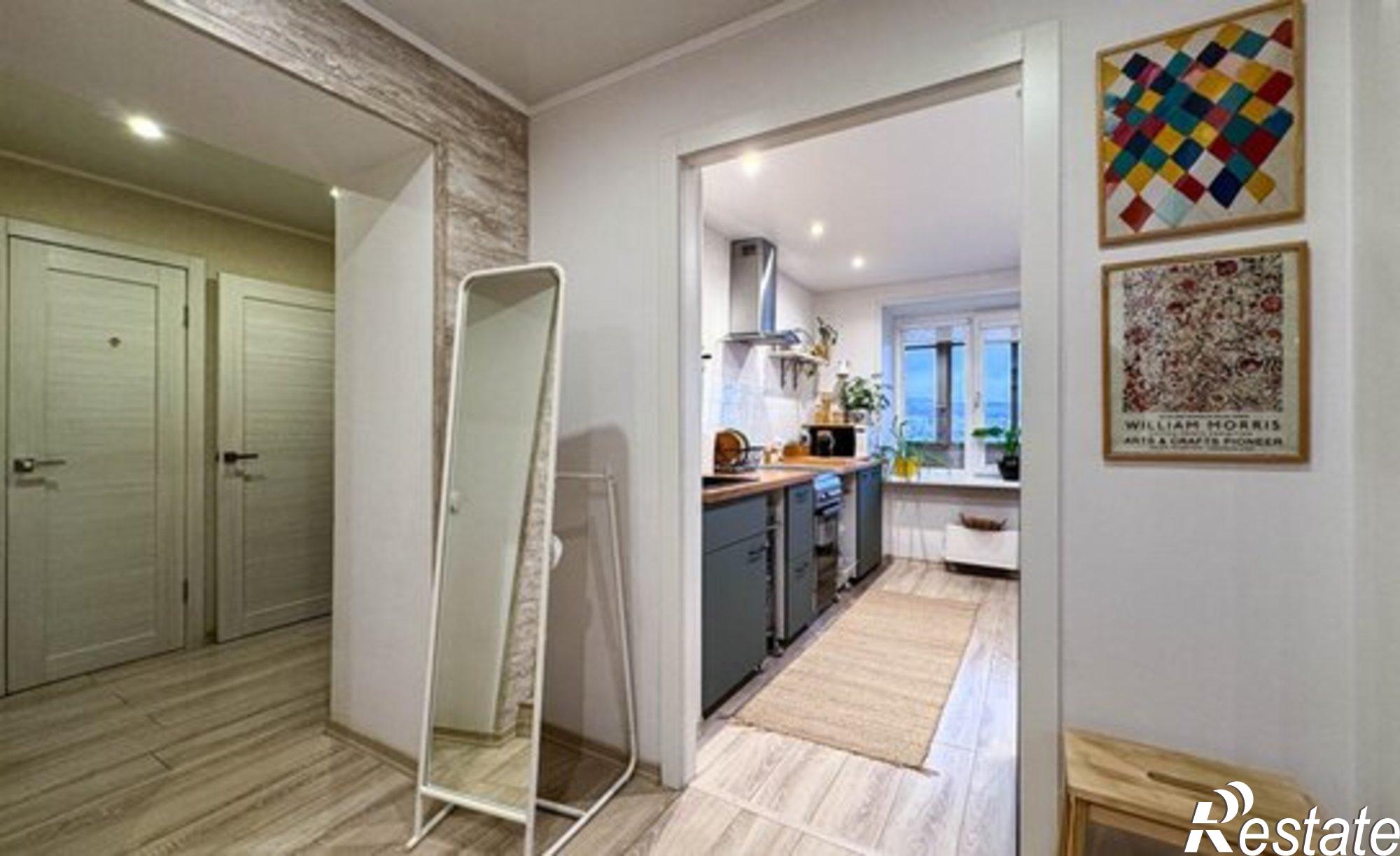 Купить квартиру за 7 500 000 рублей на Мурманск, Кольский проспект, 46