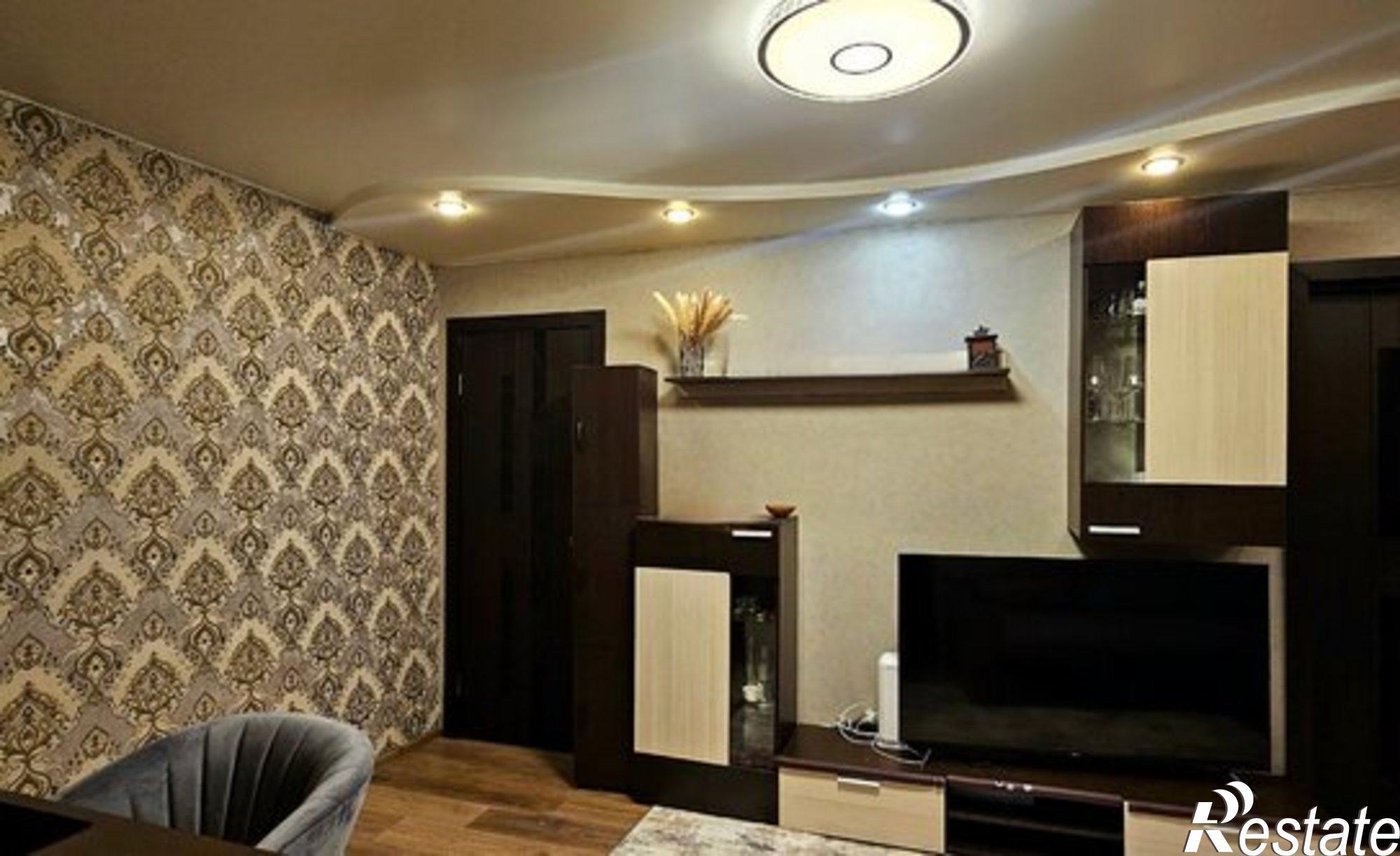 Купить квартиру за 4 290 000 рублей на Мурманск, улица Магомета Гаджиева, 11