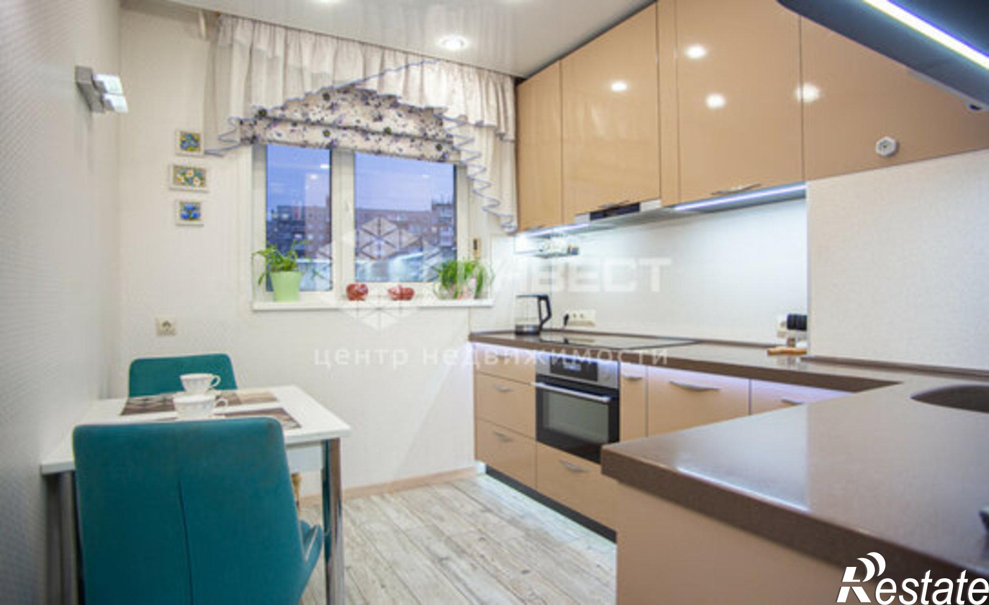 Купить квартиру за 9 000 000 рублей на Мурманск, проезд Связи, 16