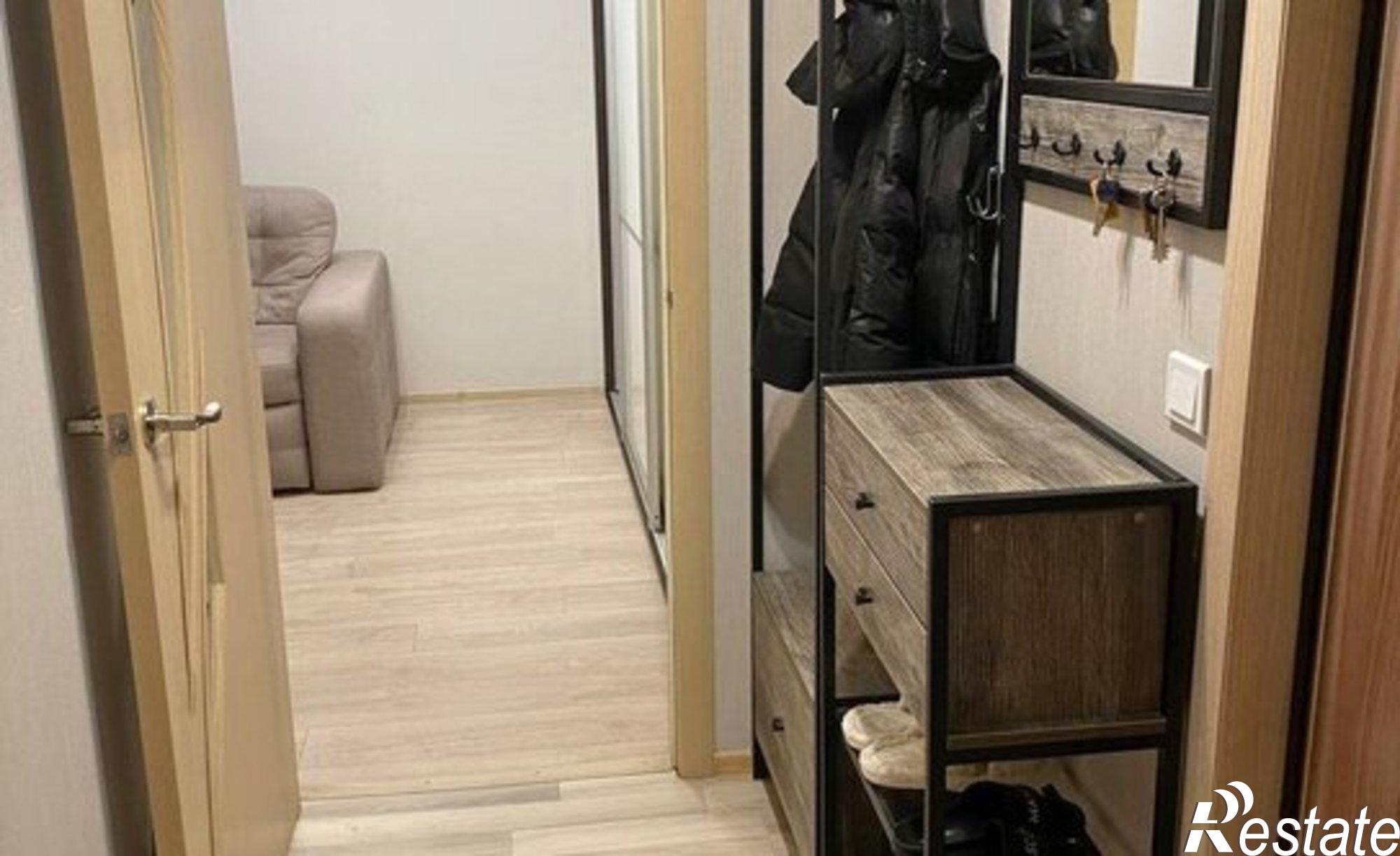 Купить квартиру за 6 550 000 рублей на Мурманск, улица Карла Маркса, 44