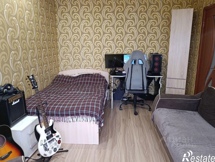 4-комн квартира проспект Сидоренко, 8,  д. 8