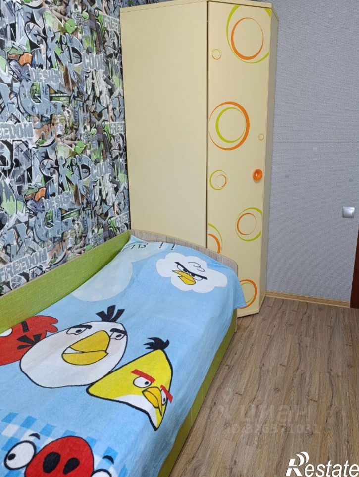 4-комн квартира проспект Сидоренко, 8,  д. 8