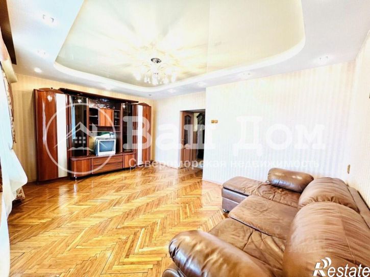 3-комн квартира улица Сафонова, 26,  д. 26