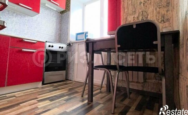 1-комн квартира улица Комарова, 25,  д. 25
