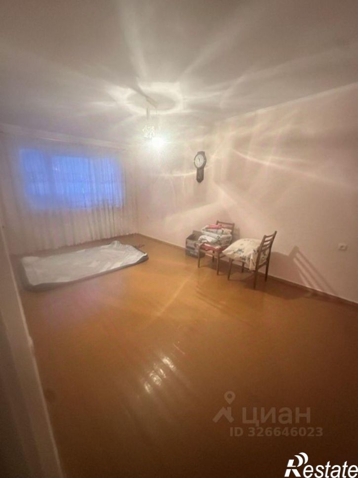 3-комн квартира Мурманск, улица Академика Книповича, 40