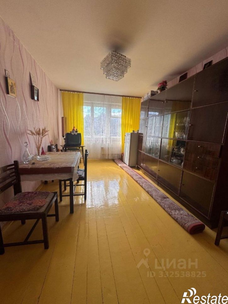 3-комн квартира Апатиты, улица Козлова, 21
