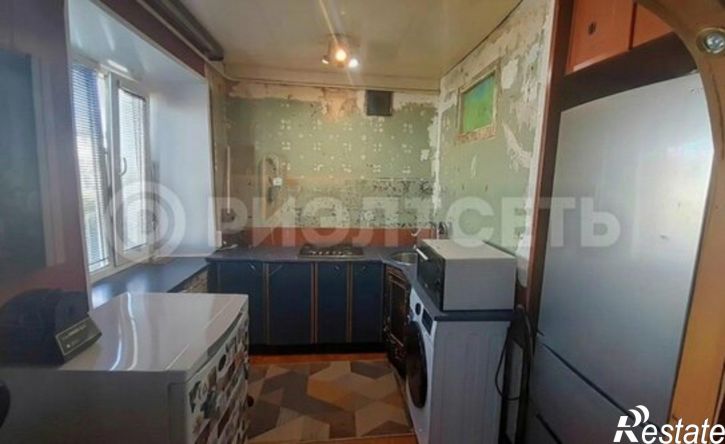 4-комн квартира Кола, Красноармейская улица, 7