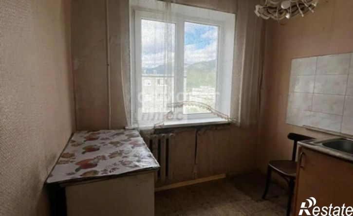 3-комн квартира ул 50 лет Октября, 1,  д. 1