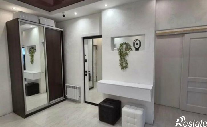 4-комн квартира Мончегорск, улица Кондрикова, 22