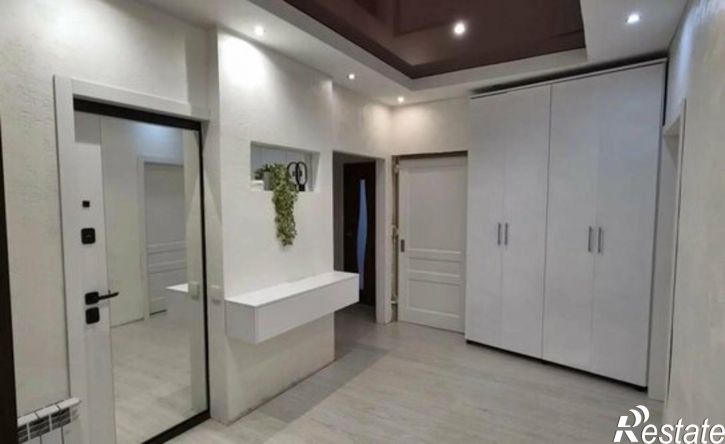 4-комн квартира Мончегорск, улица Кондрикова, 22