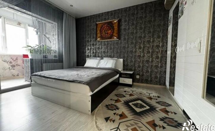 4-комн квартира Мончегорск, улица Кондрикова, 22