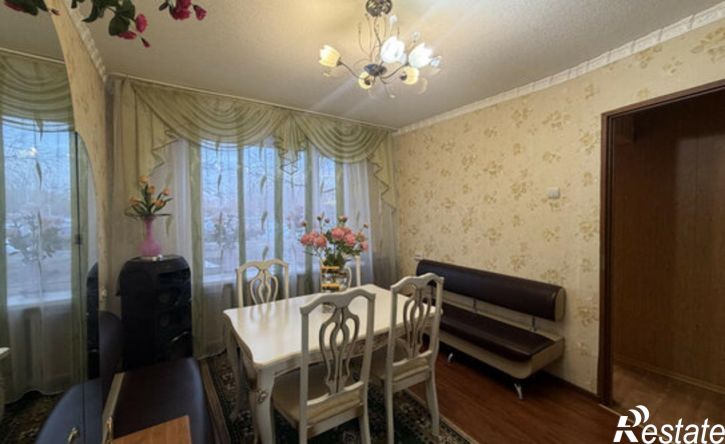 2-комн квартира посёлок городского типа Сафоново, посёлок Сафоново-1, улица Панина, 5
