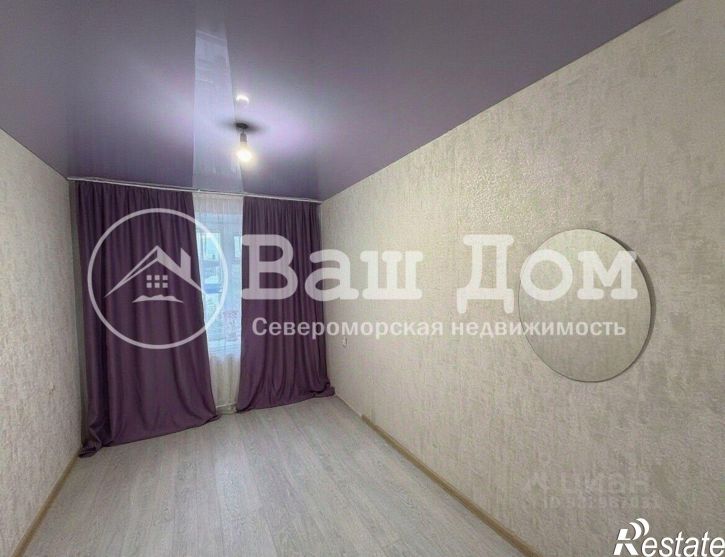 2-комн квартира ул Адмирала Головко, 1,  д. 1
