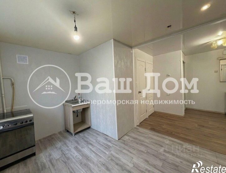 2-комн квартира ул Адмирала Головко, 1,  д. 1