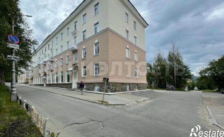 3-комн квартира Мончегорск, проспект Металлургов, 33