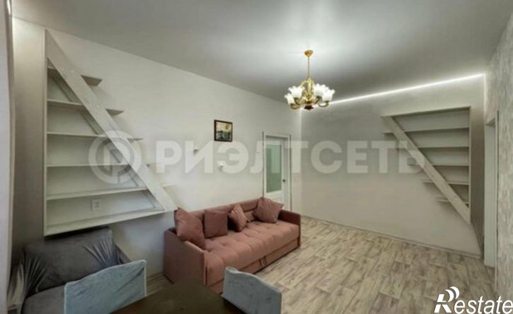 3-комн квартира Мончегорск, Железнодорожная улица, 8