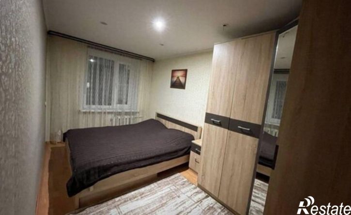 3-комн квартира Мурманск, улица Магомета Гаджиева, 8