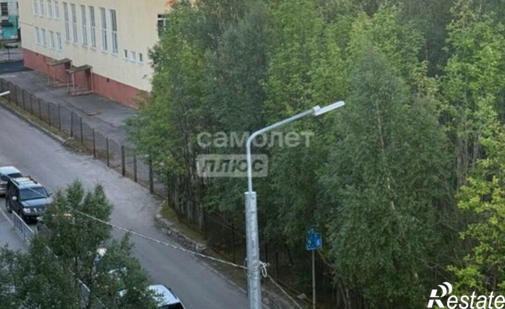 2-комн квартира Мурманск, жилой район Росляково, Школьная улица, 4