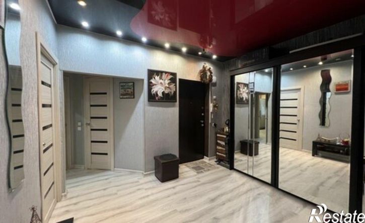 3-комн квартира Мурманск, улица Баумана, 65