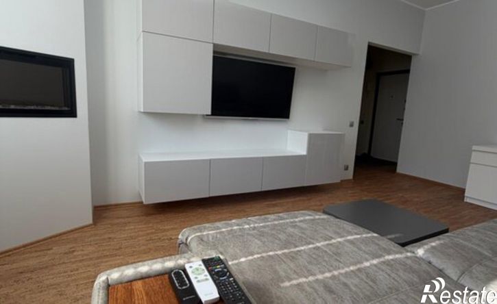 2-комн квартира Кировск, Олимпийская улица, 75