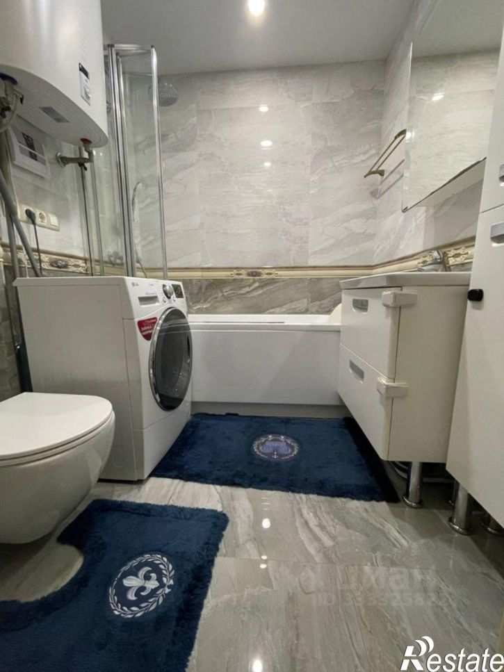 3-комн квартира Мурманск, Театральный бульвар, 8
