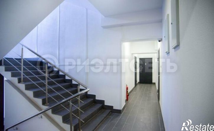 3-комн квартира Мурманск, проезд Михаила Бабикова, 6А