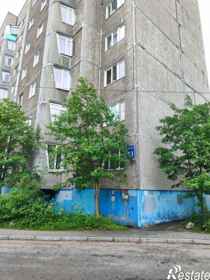 2-комн квартира Мурманск, улица Старостина, 53