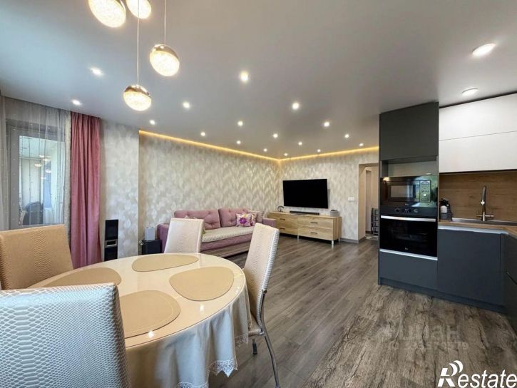 3-комн квартира Мурманск, улица Зои Космодемьянской, 9