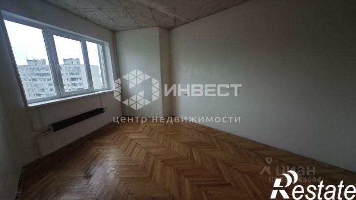3-комн квартира улица Вице-адмирала Падорина, 17,  д. 17