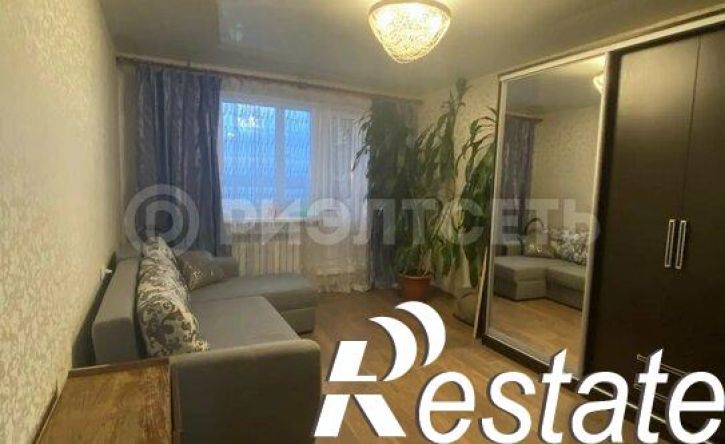 2-комн квартира улица Адмирала Чабаненко, 1,  д. 1