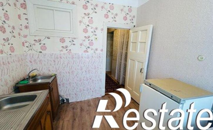 3-комн квартира Строительная улица, 15,  д. 15